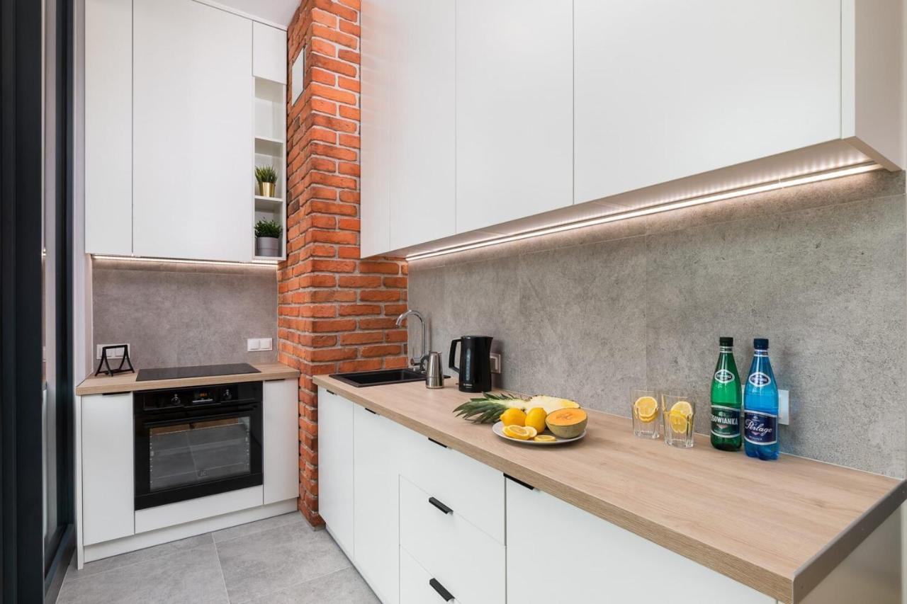 Rent Like Home - Plac Konesera 6 Warsaw Ngoại thất bức ảnh